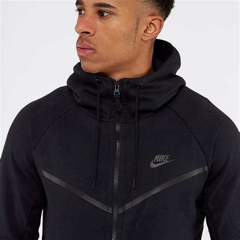 nieuw nike tech|Mens Nike Tech.